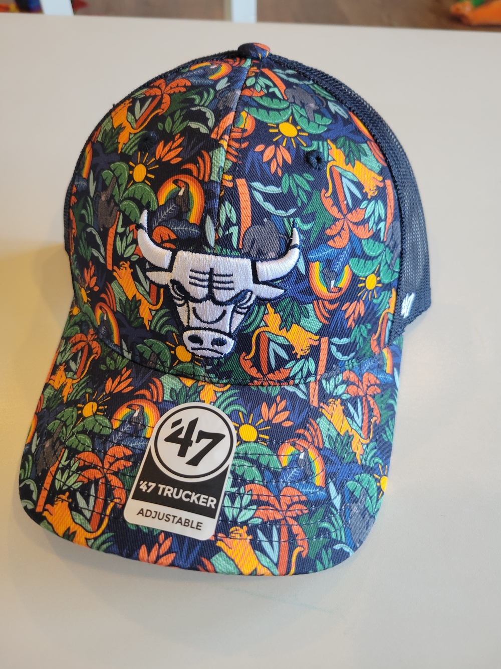 NWT Chicago Bulls Navy Floral Adjustable Hat One Size Trucker